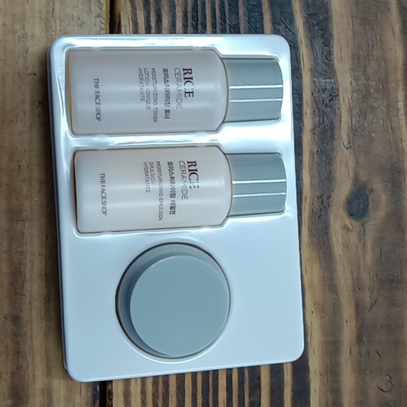 The Face Shop Rice and Ceramics Trial Kit - Picture 4 of 4